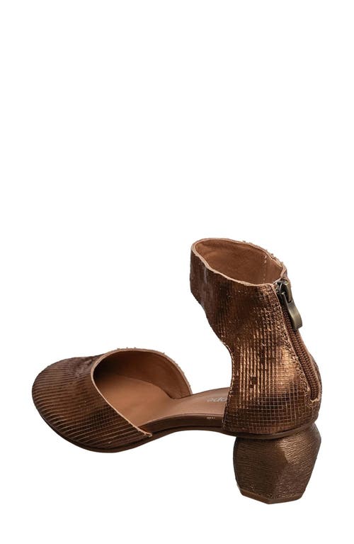 Antelope Porter Pump In Brown