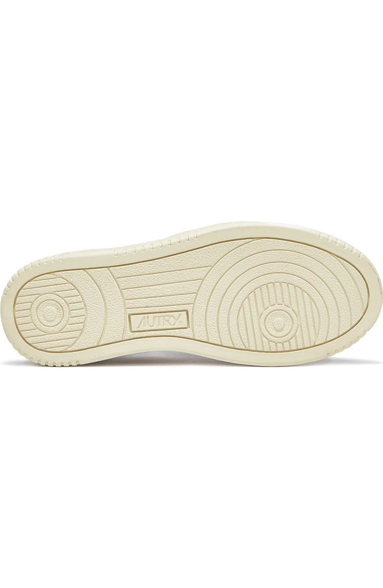 AUTRY Medalist Low Top Sneaker, Alternate, color, Goat/ Metal Platinum