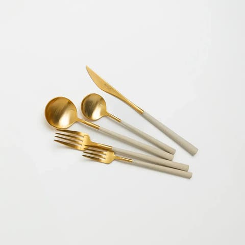 Essential Flatware Set