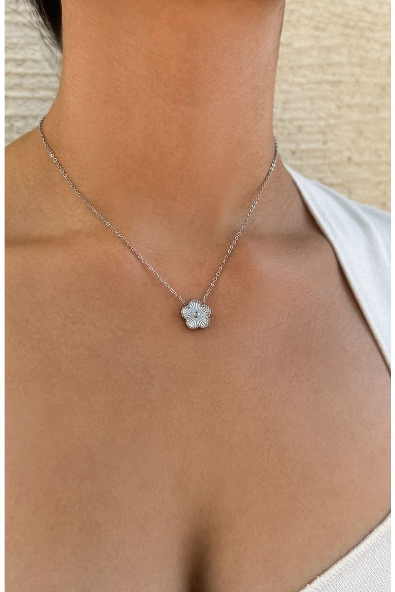 Textured Flower Pendant Necklace, Alternate, color, SILVER