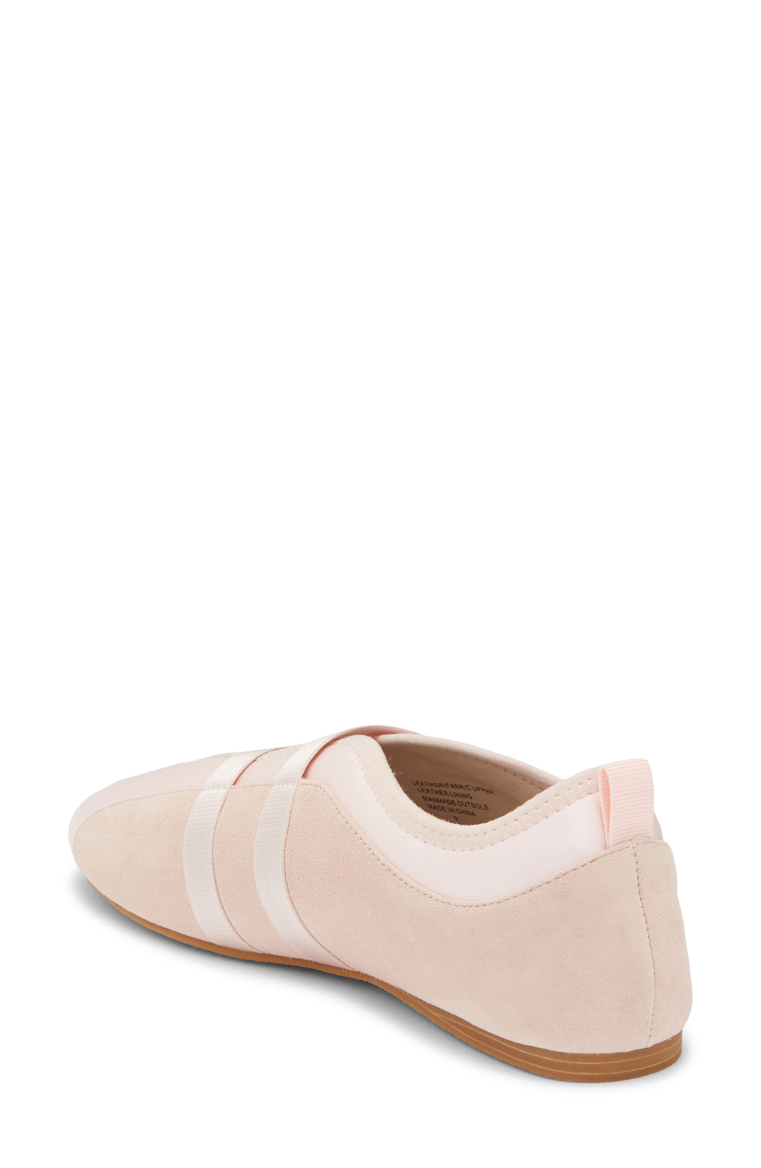 Sporty Sneaker - image 4