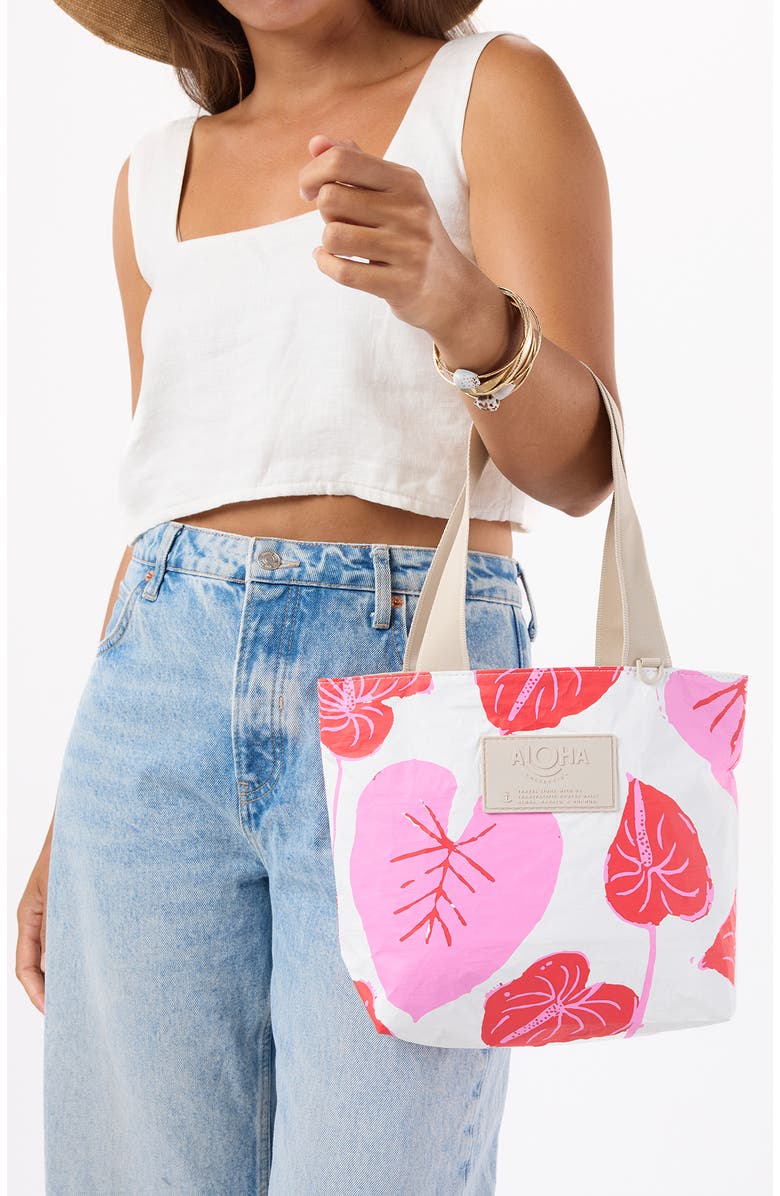 Aloha Collection Mini Day Tripper Anthurium Water Resistant Tote, Alternate, color, Sweetheart