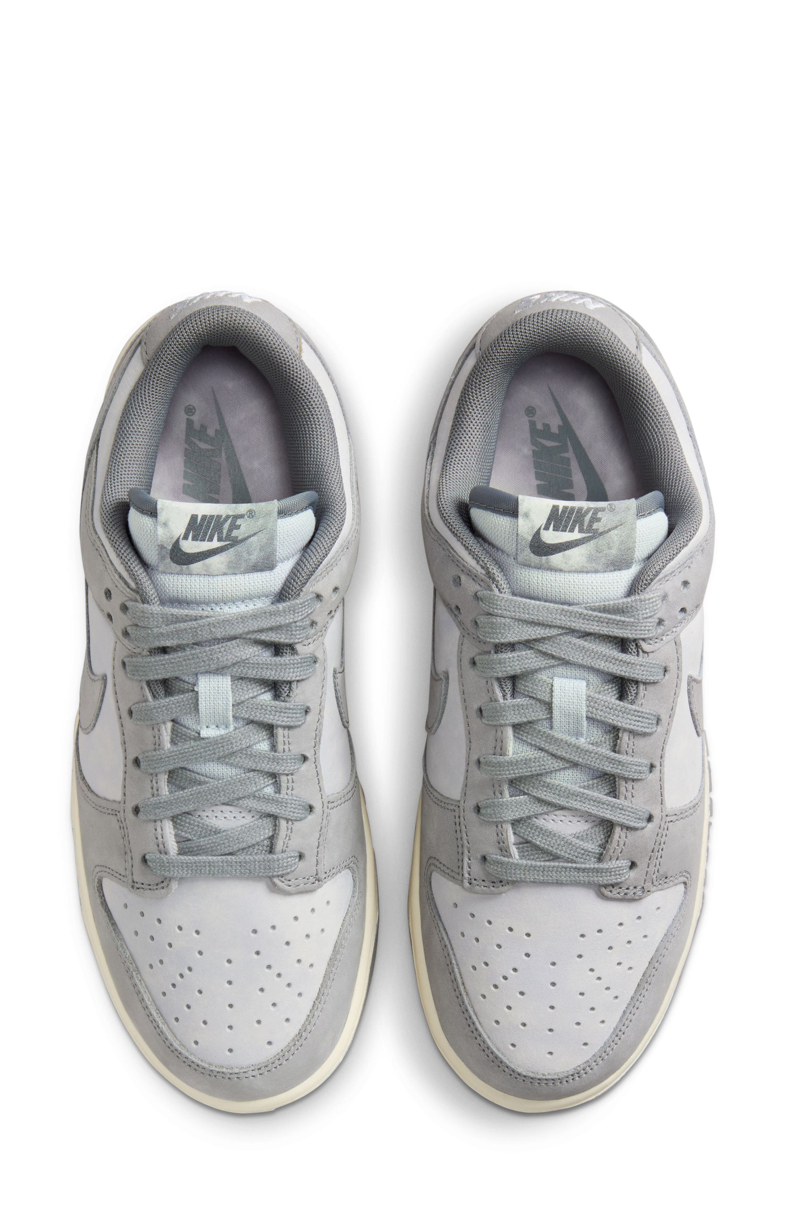 Nike Dunk Low Sneaker, Alternate, color, 