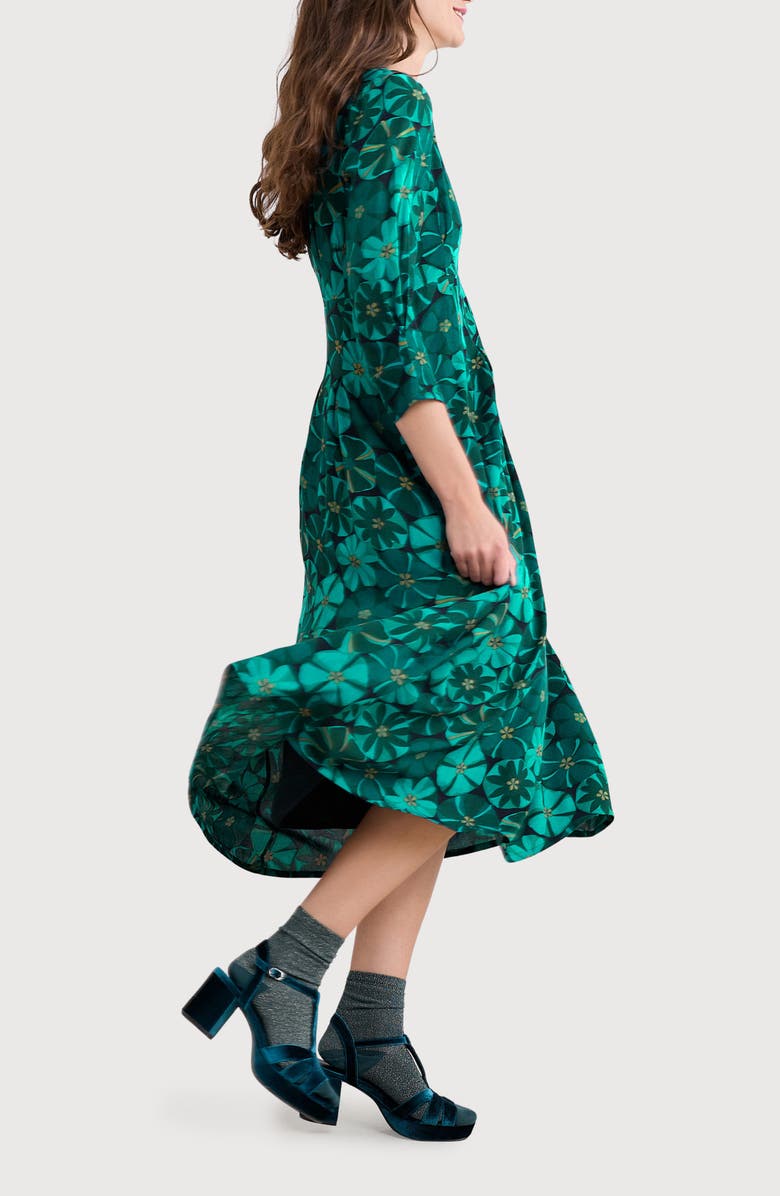 Seasalt Cornwall Etta Floral Pleated Midi Dress, Alternate, color, Handicraft Flowers Onyx