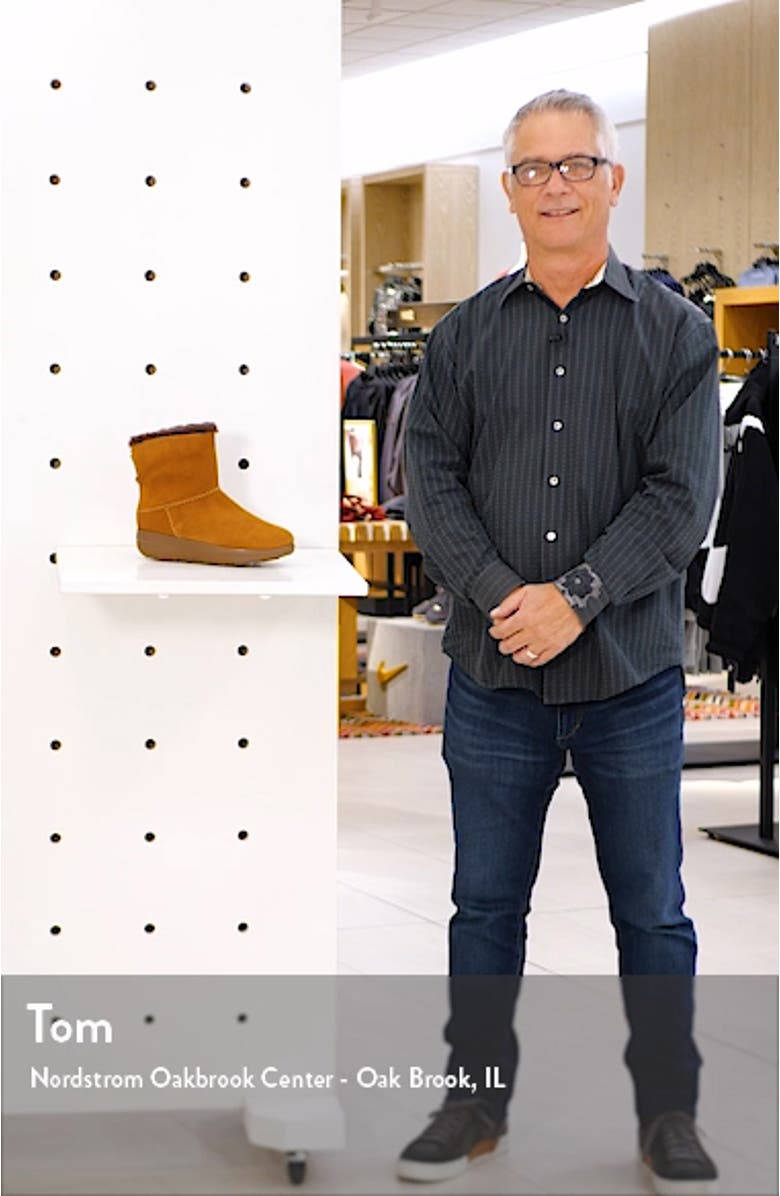 Mukluk Shorty III Bootie, sales video thumbnail