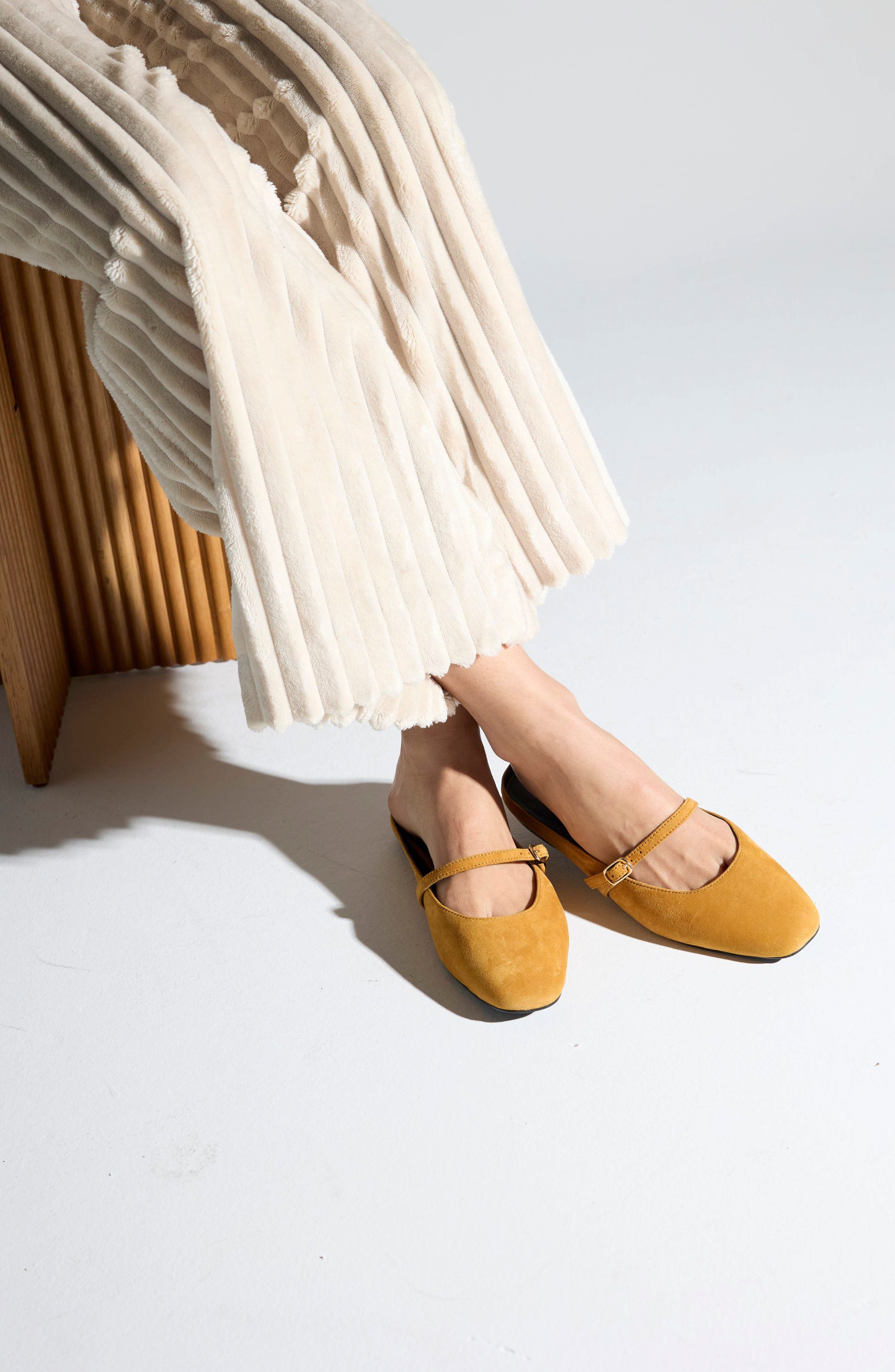 Lily Flat Mule, Alternate, color, OCHRE