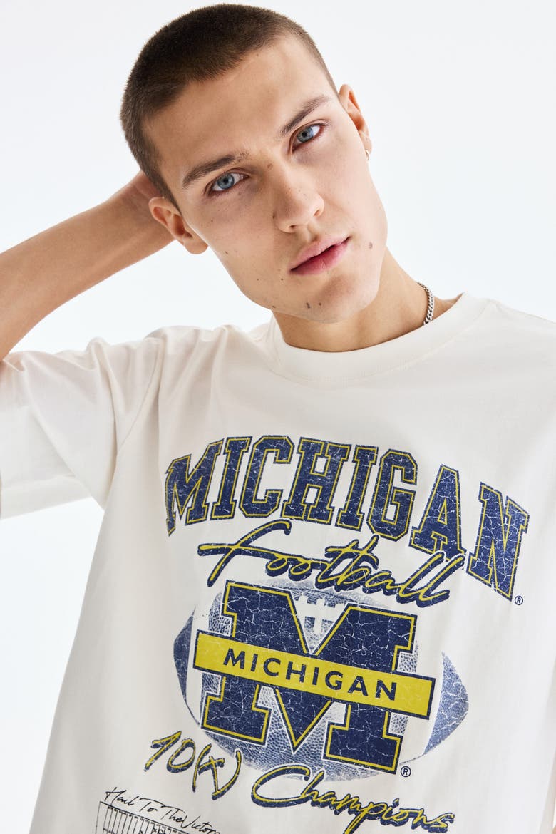 Loose Fit T-shirt, Alternate, color, White/University of Michigan