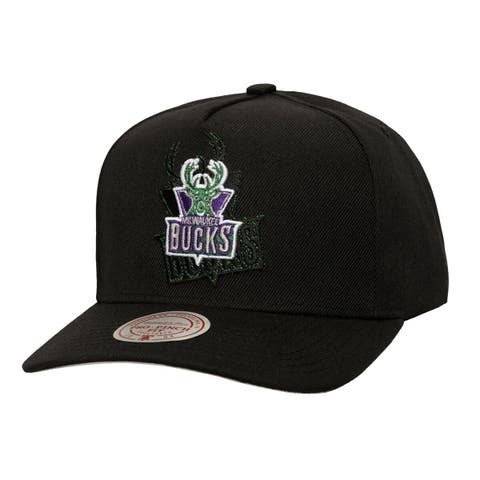 Men's Mitchell & Ness  Black Milwaukee Bucks Tilted Pro Pinch Adjustable Hat