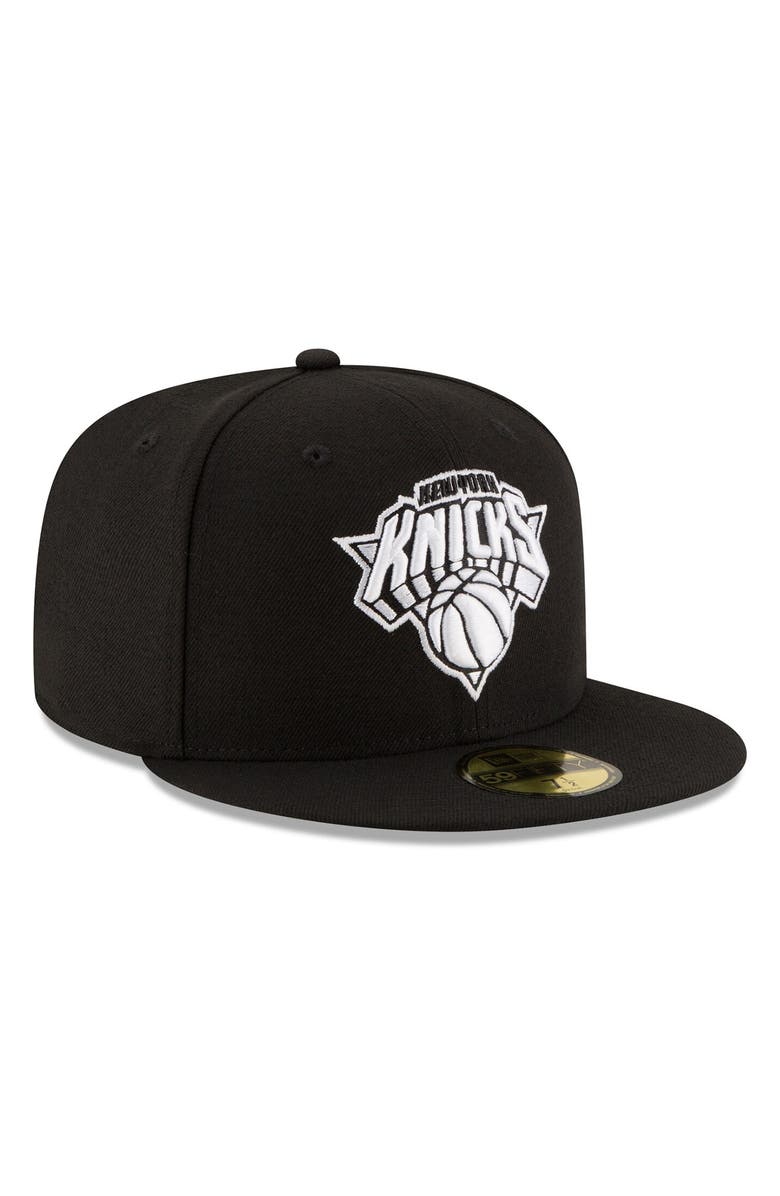 New Era Men's New Era Black New York Knicks Black & White Logo 59FIFTY Fitted Hat, Alternate, color, 