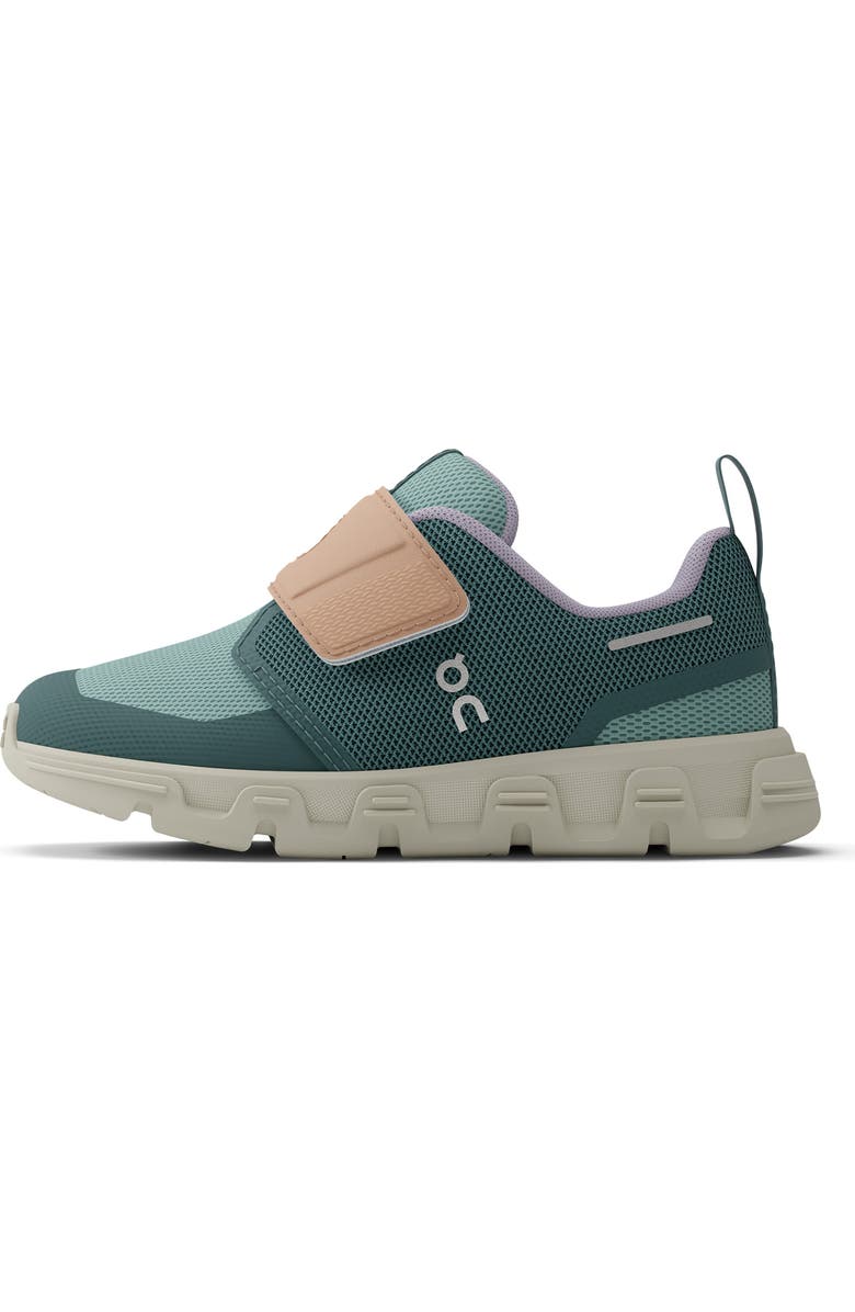 On Kids' Cloud Dash Sneaker, Alternate, color,