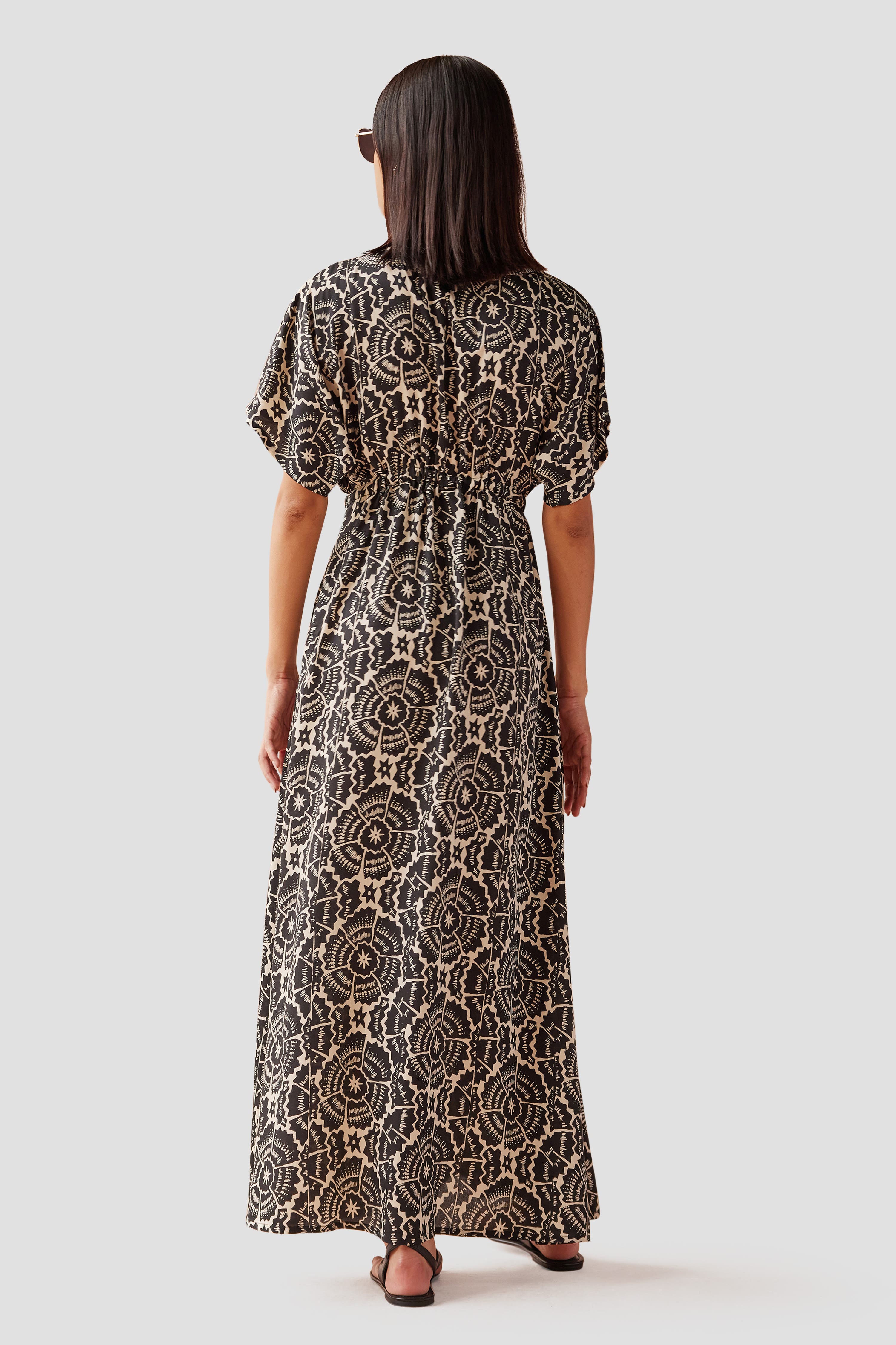 Pia Caftan - image 2