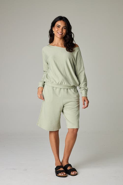 Eavolu Baikal Eco-luxe Fleece Bermuda Short In Gray