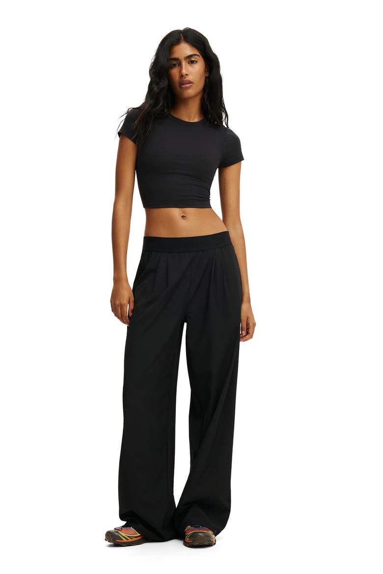 Women's Active Studio Woven Elastic Pant, Alternate, color, Black