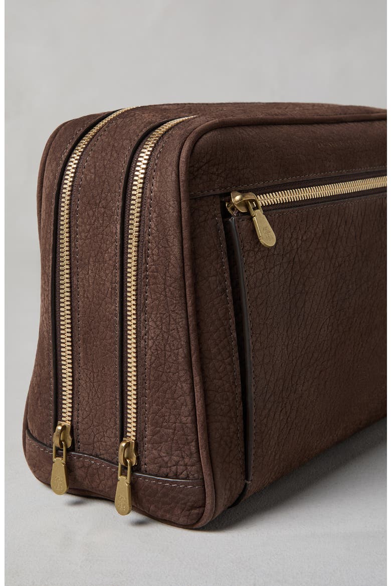 Beauty case, Alternate, color, Brown