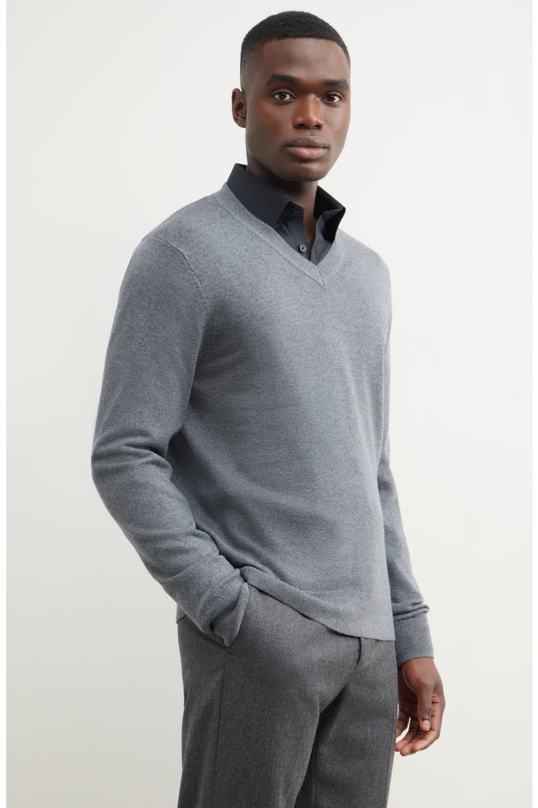 Merino Wool V-Neck Sweater, Alternate, color, GREY TURBULENCE HEATHER