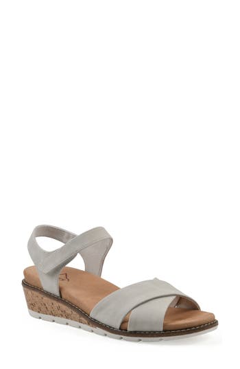 Cliffs By White Mountain Tinna Wedge Sandal In Ice Nubuck