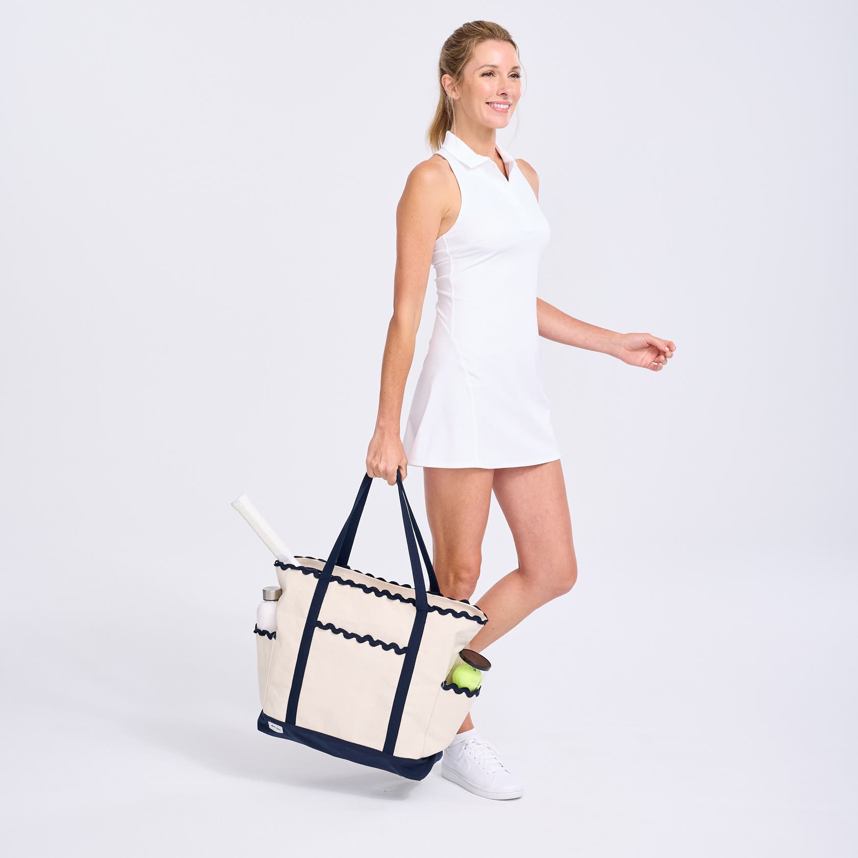 Ame & Lulu Scalloped Tennis Tote, Alternate, color, 
