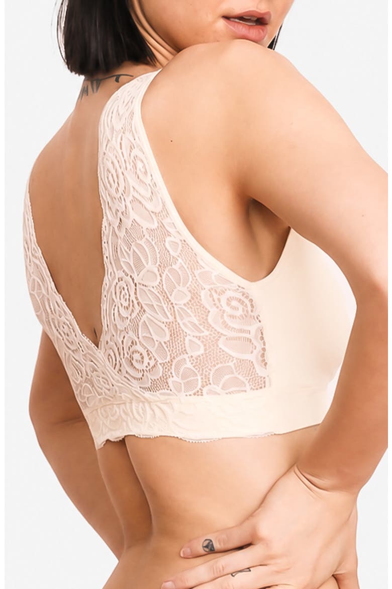 Hug Lace-Back Sports Bra, Alternate, color, Vanilla Ice