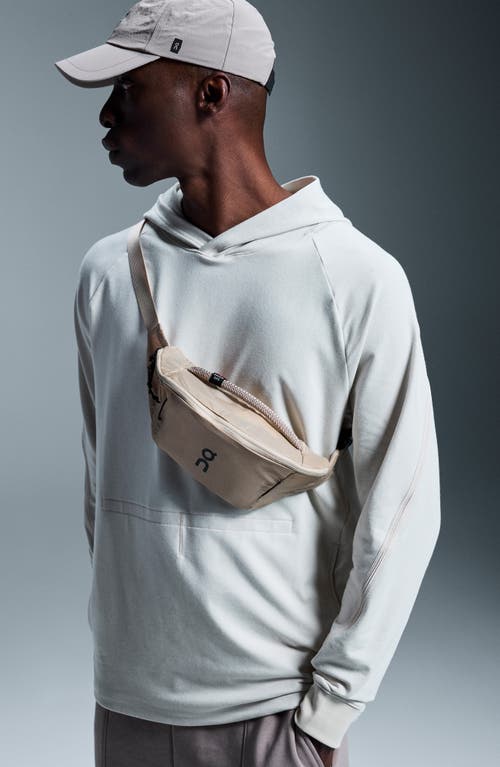 On Nyl Ripstop Belt Bag In Neutral