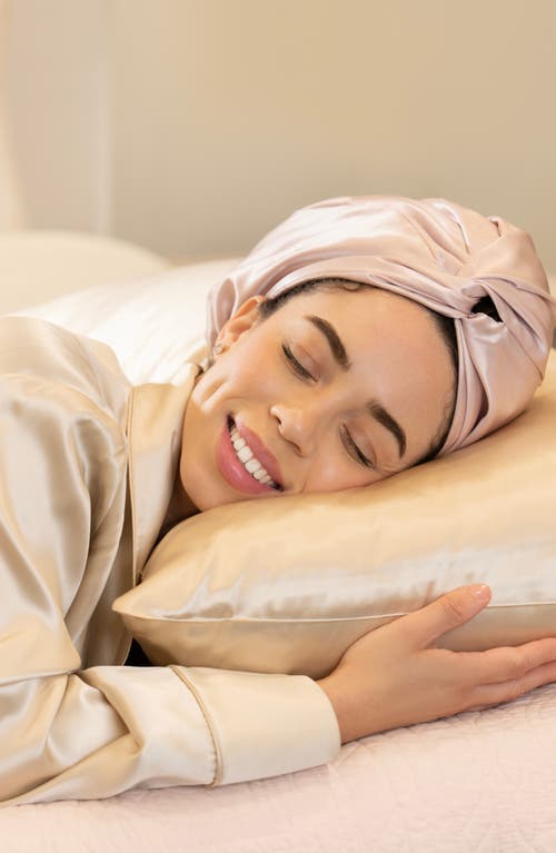 Blissy 4- Piece Silk Hair Bonnet & Scrunchies Set