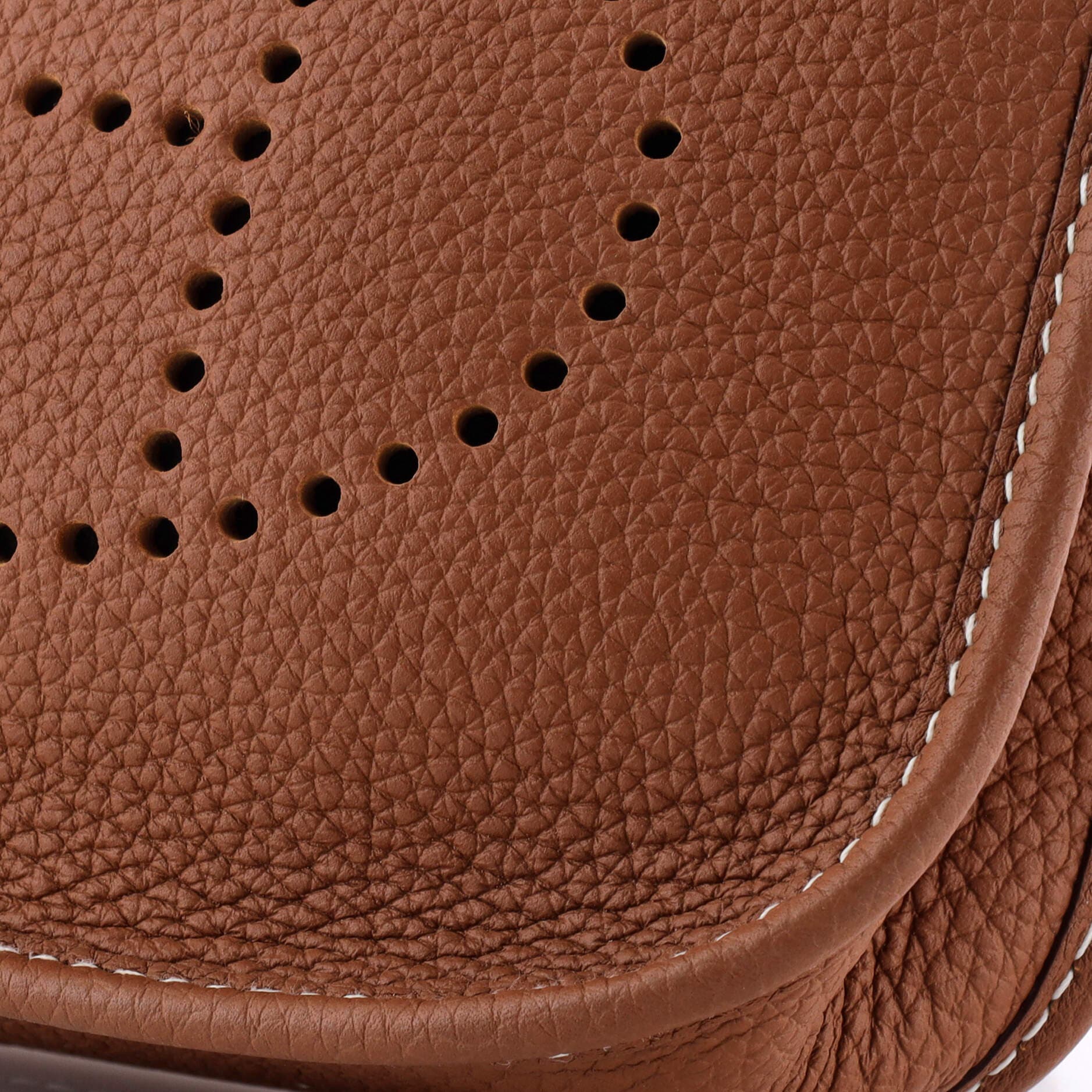 Pre-Owned Hermes Evelyne Bag Gen III Clemence TPM, Alternate, color, Gold