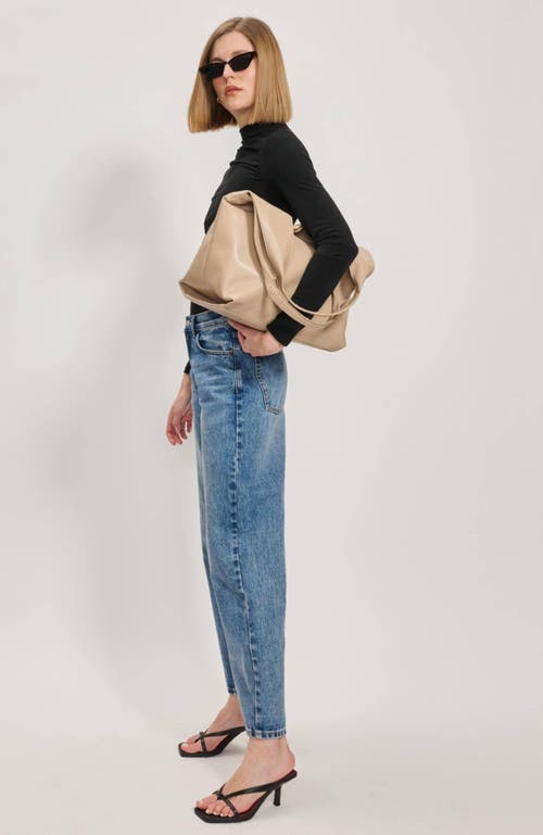 Moda Luxe Faye Hobo In Natural