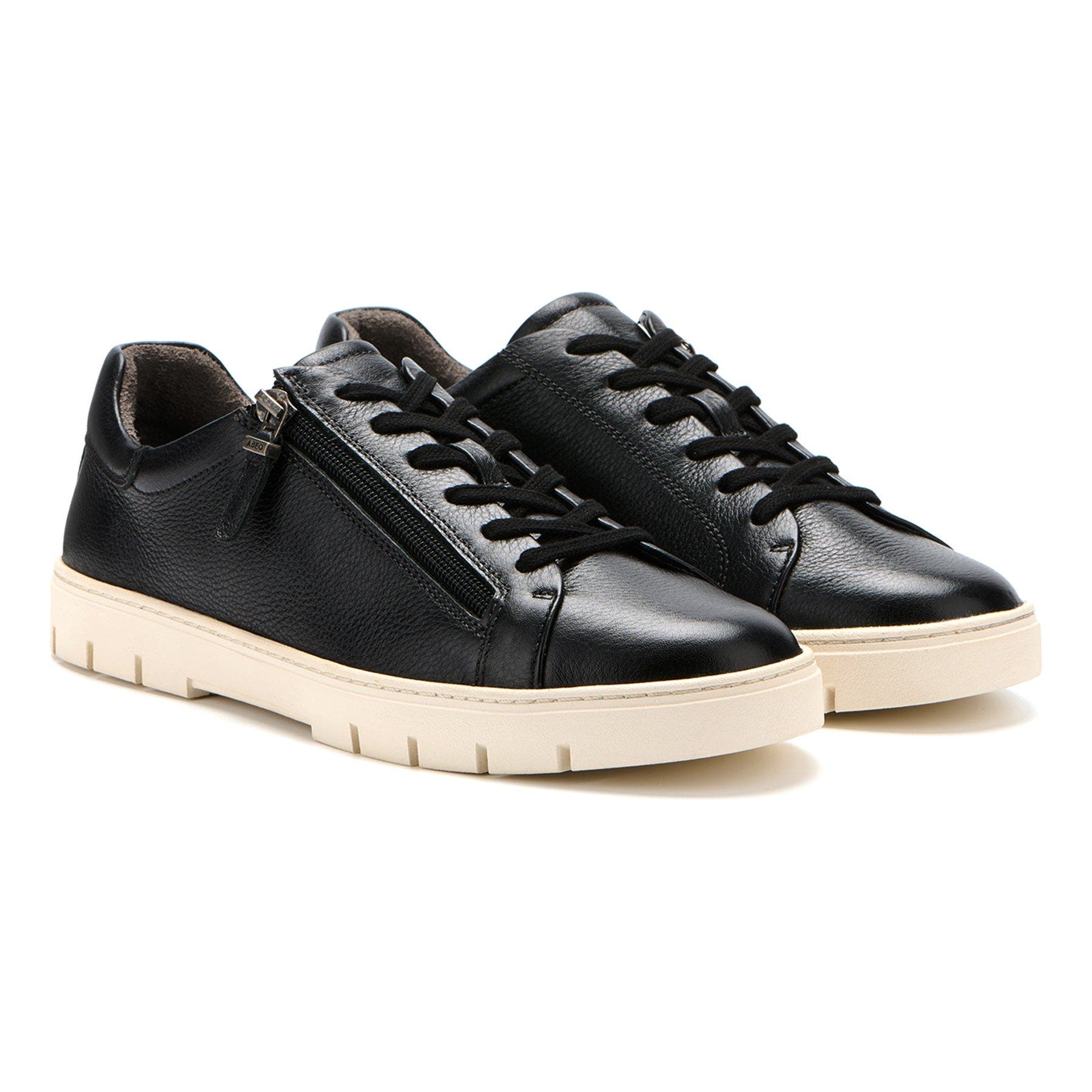 Roam LaceSneaker, Alternate, color, Black Leather - Regular
