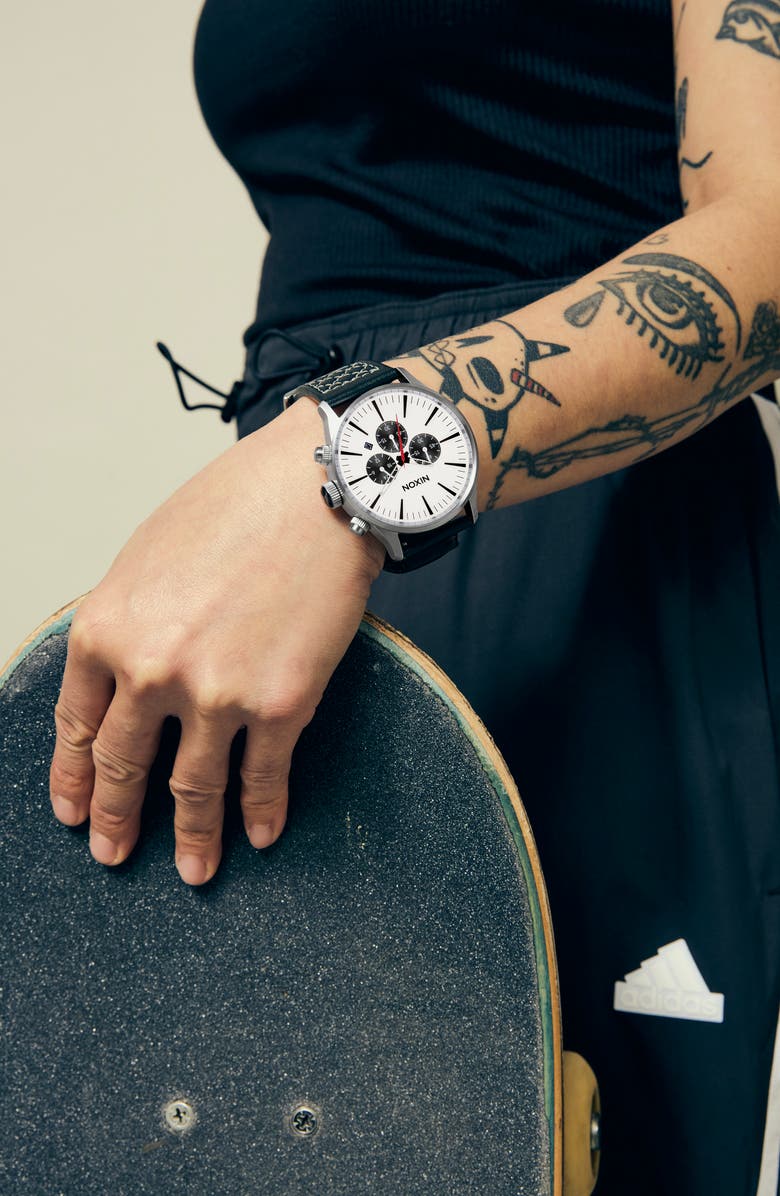 Nixon Sentry Chronograph Leather Strap Watch, 42mm, Alternate, color, Chrome / Cloud Sunray / Black