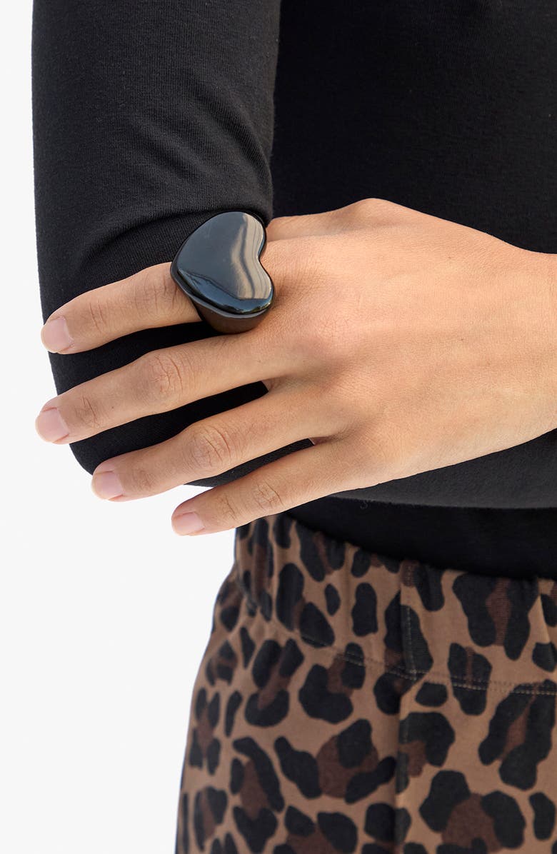 Clare V. Grande Heart Ring, Alternate, color, Black