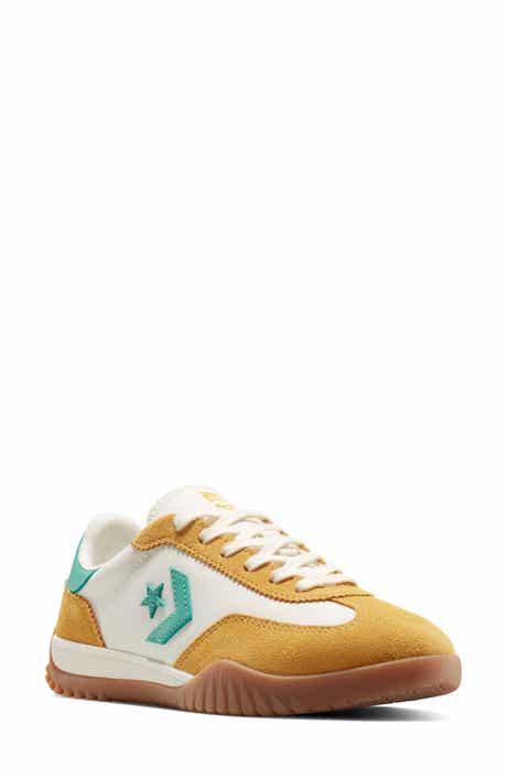 Converse Gender Inclusive Run Star Trainer Ox Sneaker