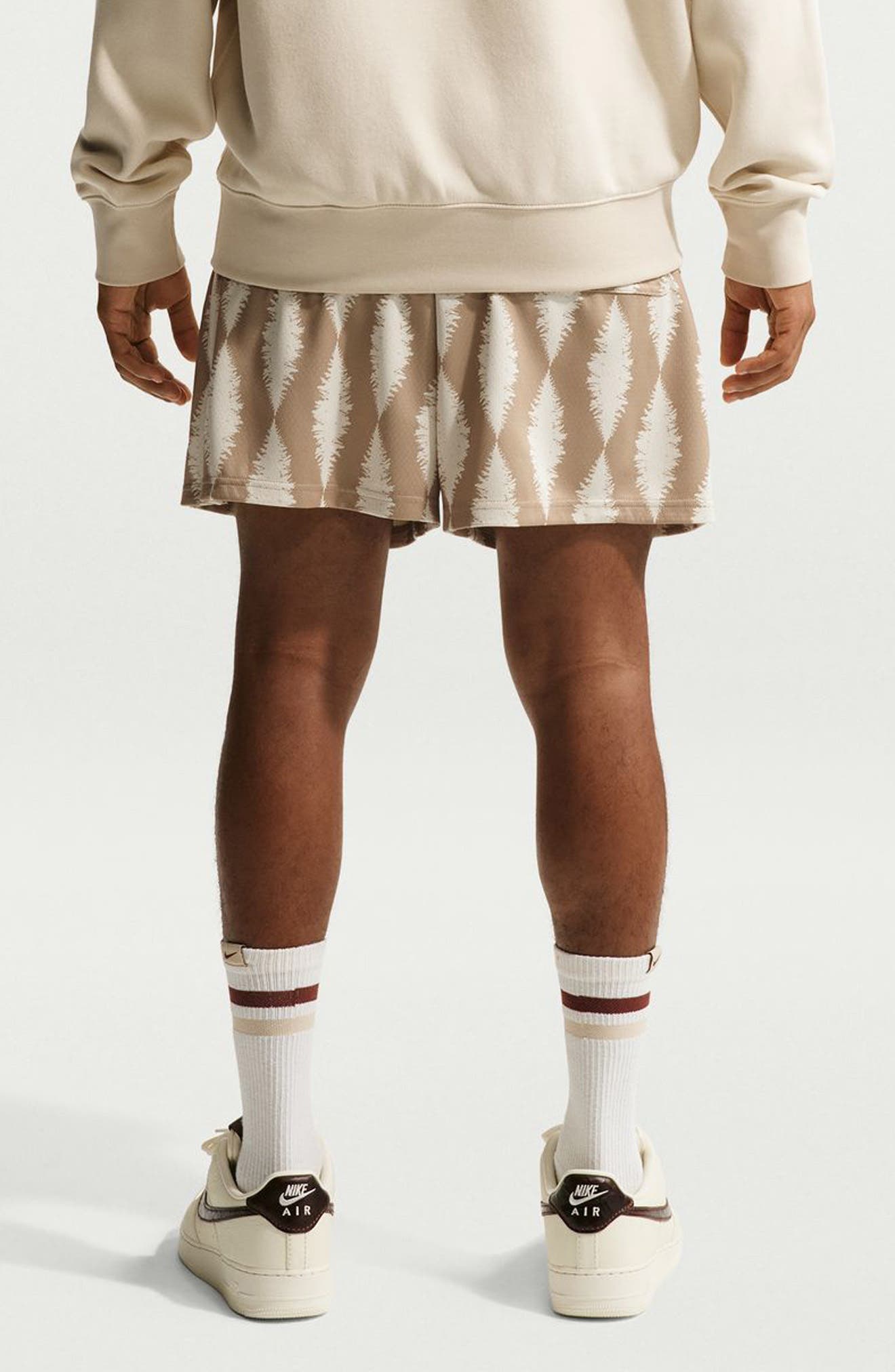 Sportswear Club Mesh Flow Shorts - image 4