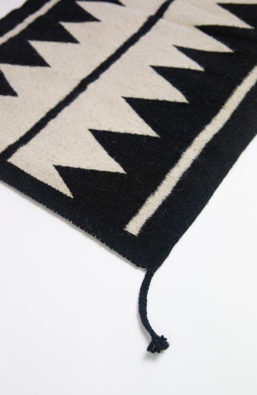 ARCHIVE NEW YORK ARCHIVE NEW YORK ZAPOTEC BLACK AND IVORY CHEVRON HANDWOVEN FLATWEAVE WOOL RUG
