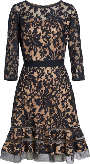タダシショージLace-Overlay Neoprene Dress Tadashi Shoji Neoprene Metallic Corded Lace Tulle Overlay