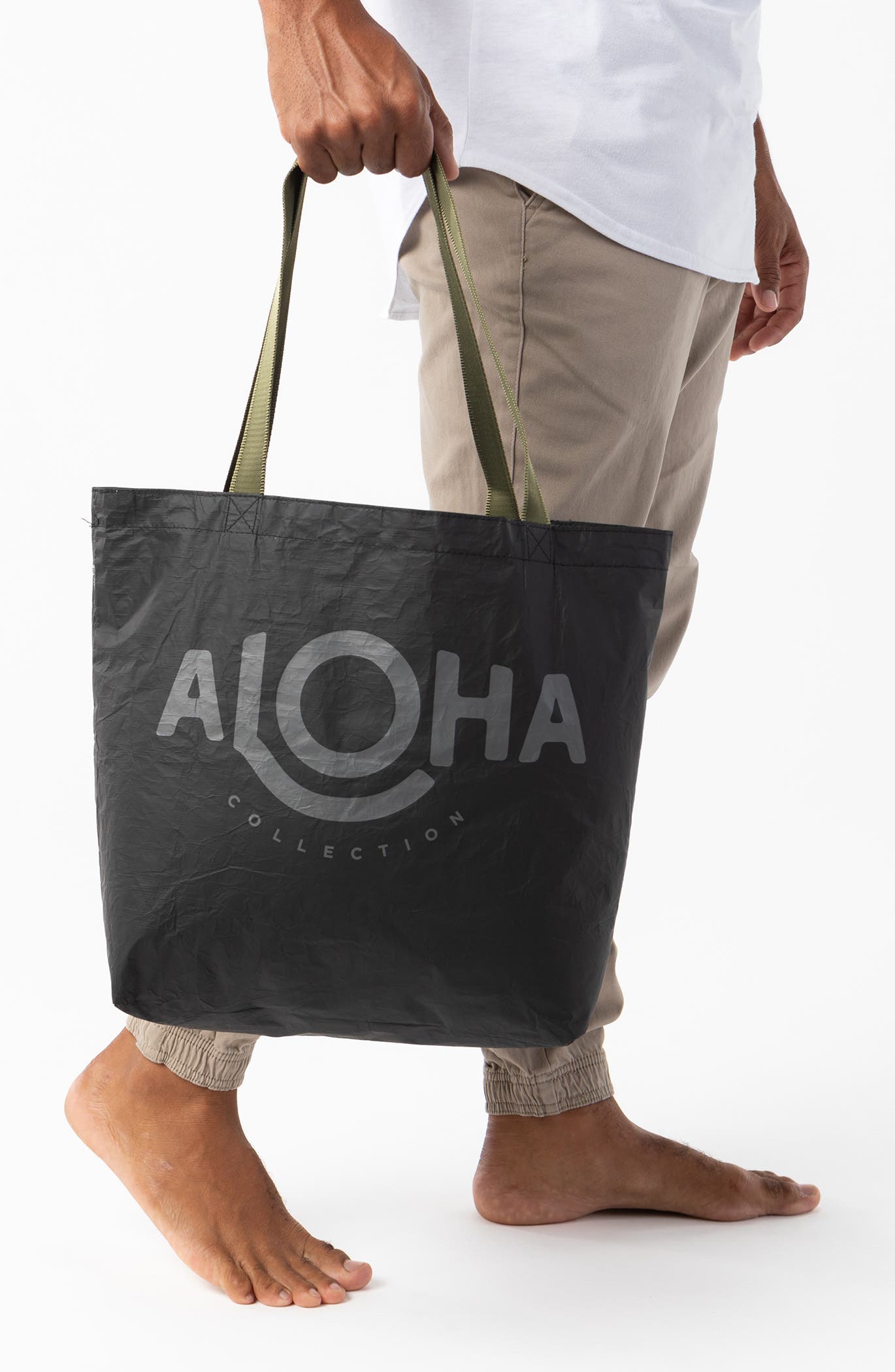 Aloha Collection Waikiki Seal Reversible Tote Bag, Alternate, color, Charcoal/ Black