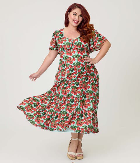 Plus Size Short Puff Sleeve Sweetheart Neck Godet Midi Dress