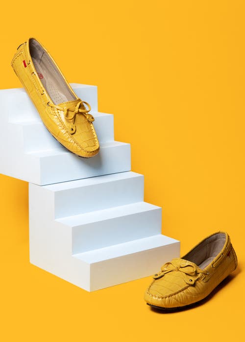 Marc Joseph New York Cypress Hill Croco Tiebow Driver Loafer In Yellow