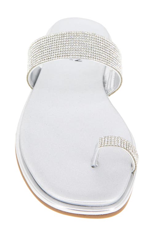 Reaction Kenneth Cole Wilfred Toe Loop Flat Sandal In Silver