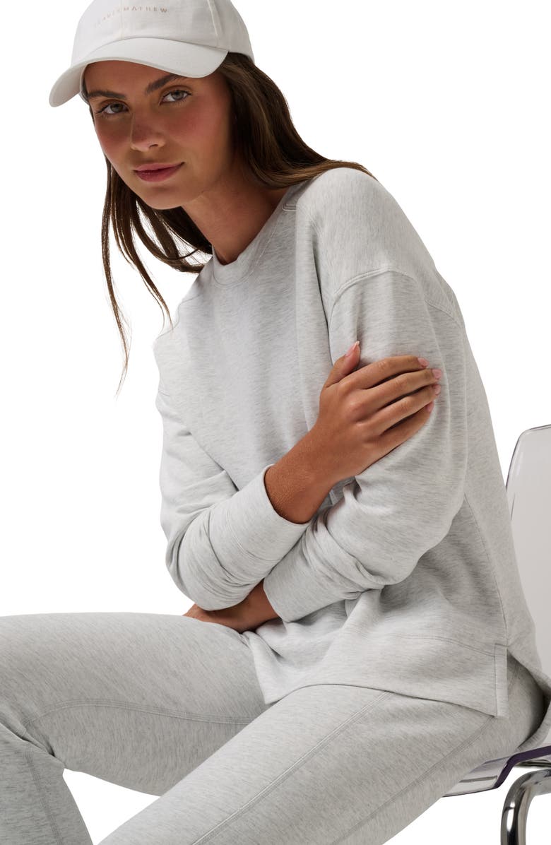 TravisMathew Skyloft Crewneck Sweatshirt, Alternate, color, Heather Light Grey