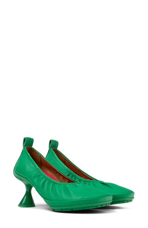 Right Nina Leather Pump
