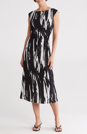 Connected Apparel Boat Neck Sleeveless Midi Dress In Black
