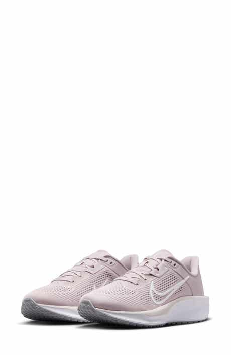 Quest 6 Running Shoe