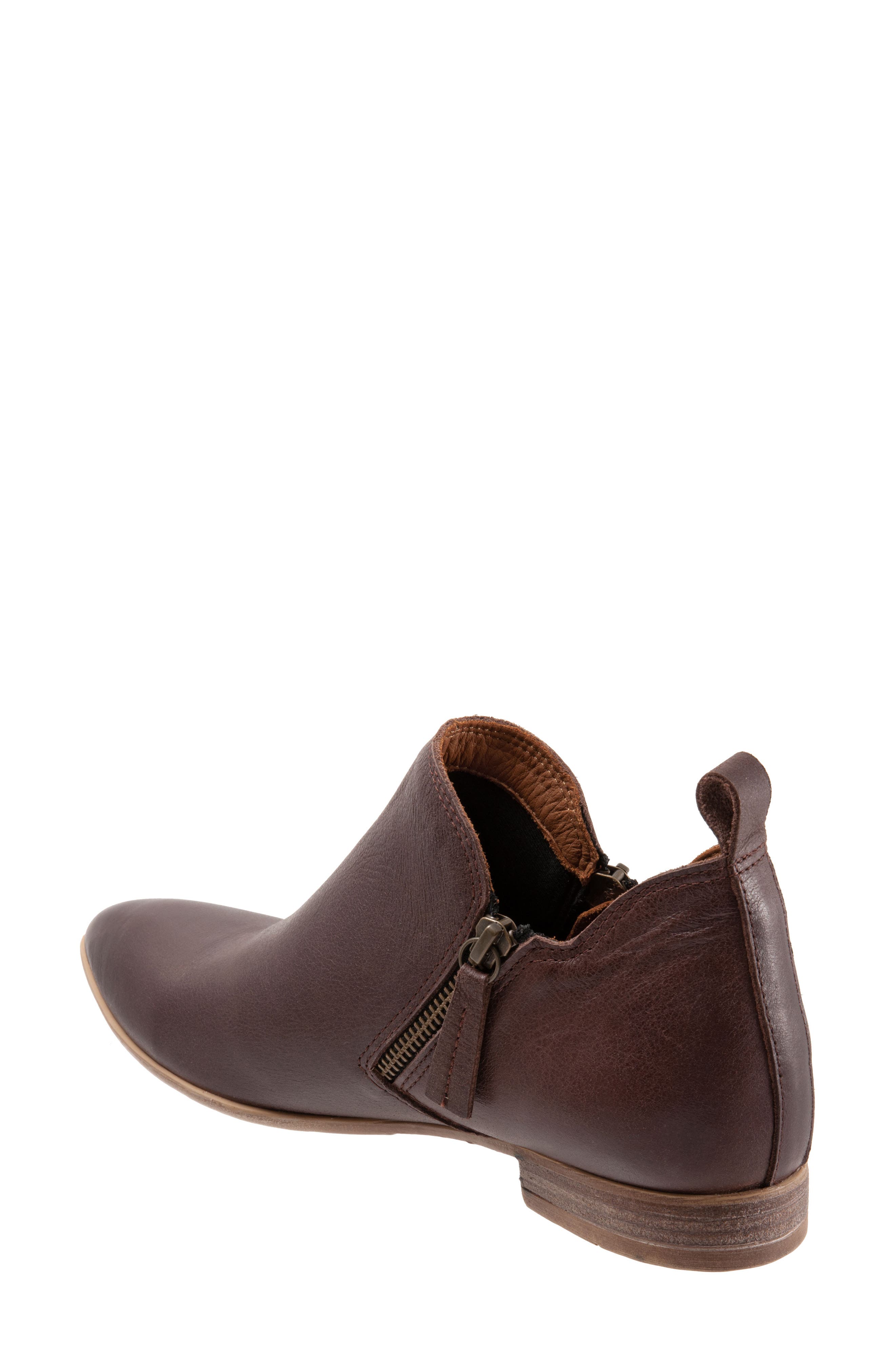 Bueno Vale Bootie, Alternate, color, Brown
