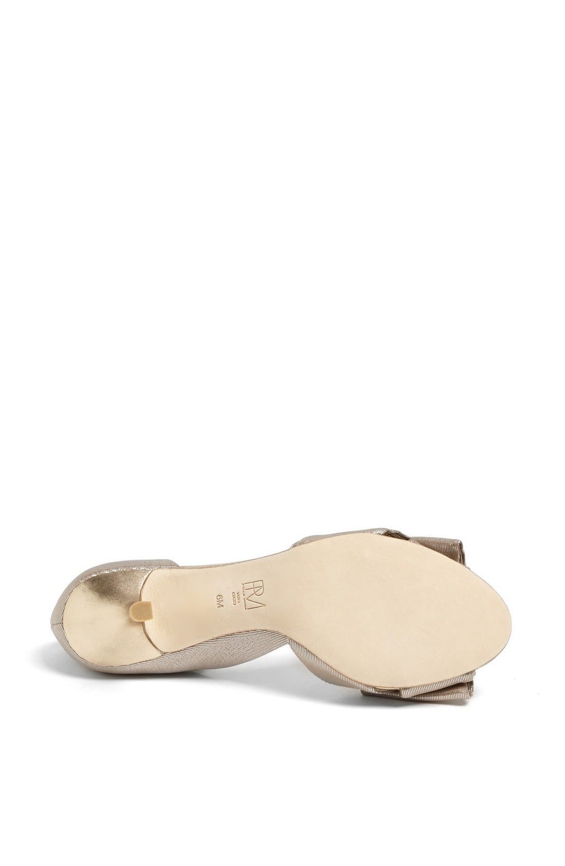 Pelle Moda 'Alera' Pump, Alternate, color, 