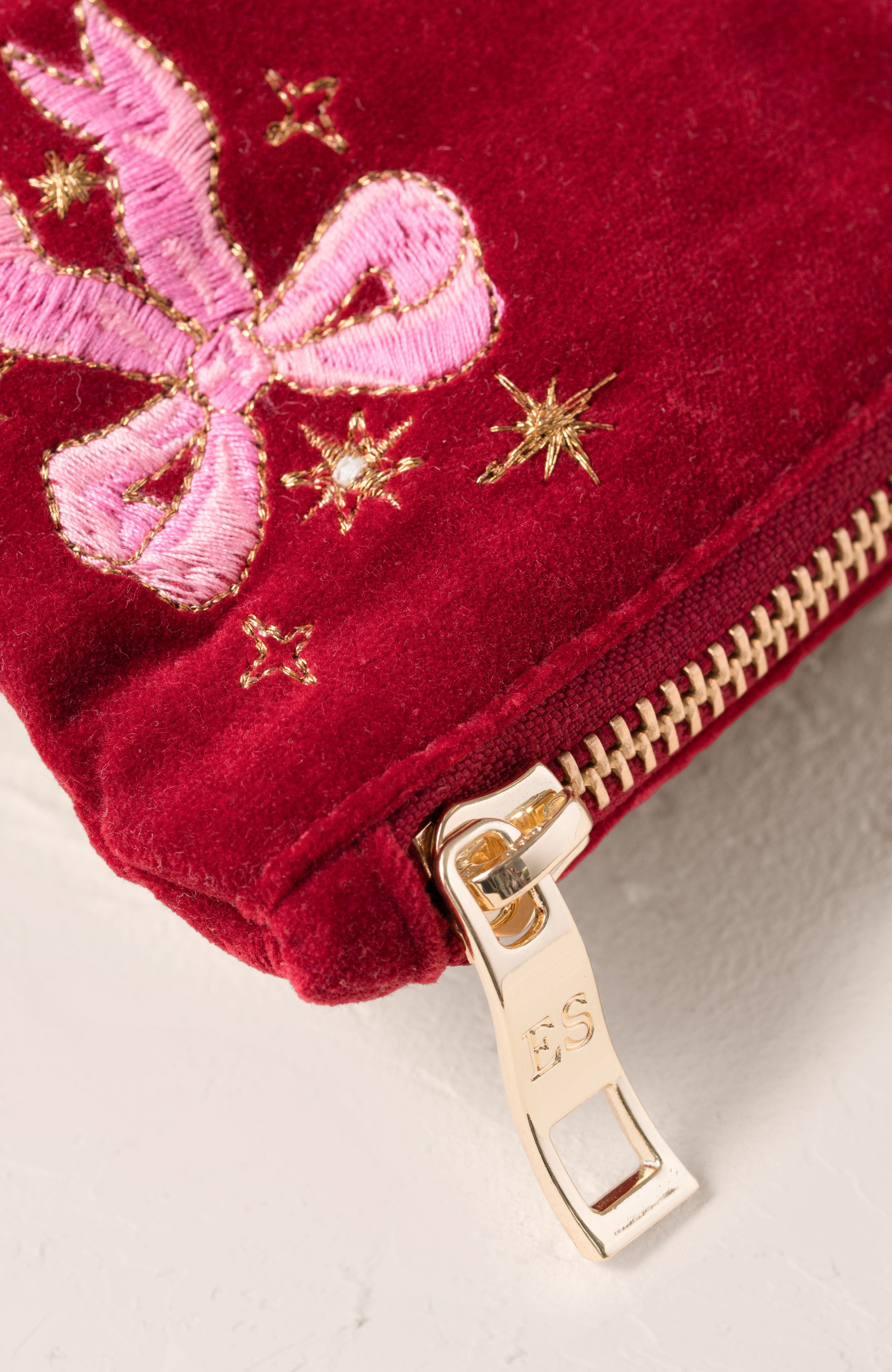 Elizabeth Scarlett Dazzling Bows Velvet Everyday Pouch, Alternate, color, Rouge