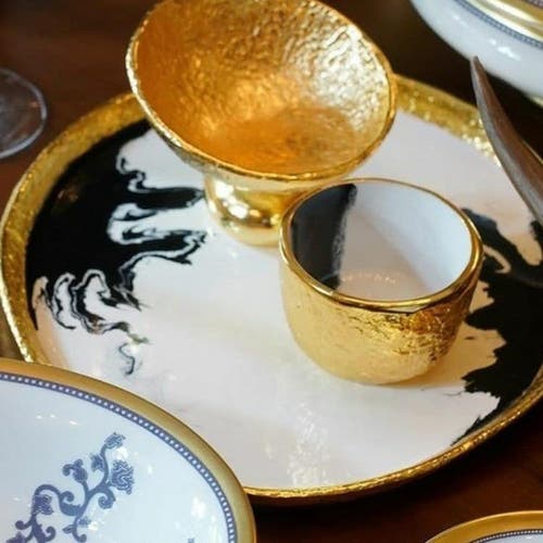 Lunares Bianco Nero Platter In White