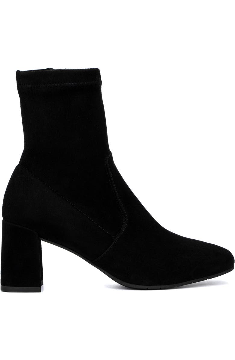 Aquatalia Drusilla Stretch Suede Bootie, Alternate, color,