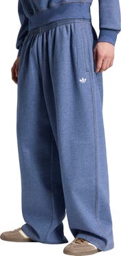 adidas Trefoil Essentials Fleece Sweatpants