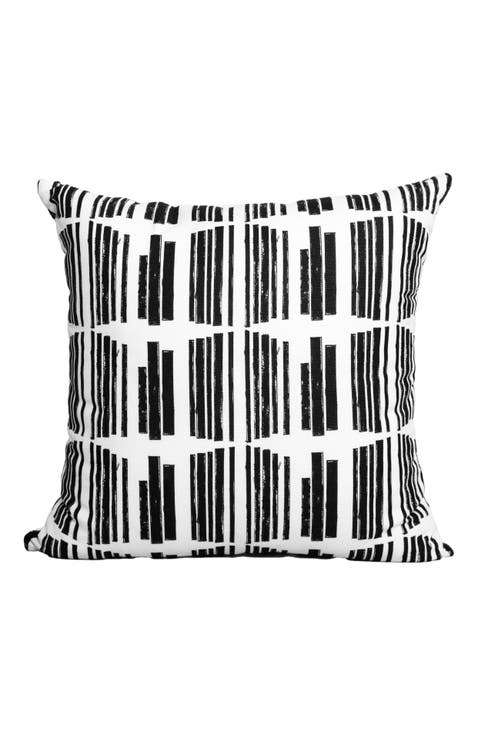 Marguerite in Clairvoyant 20" x 20" Pillow