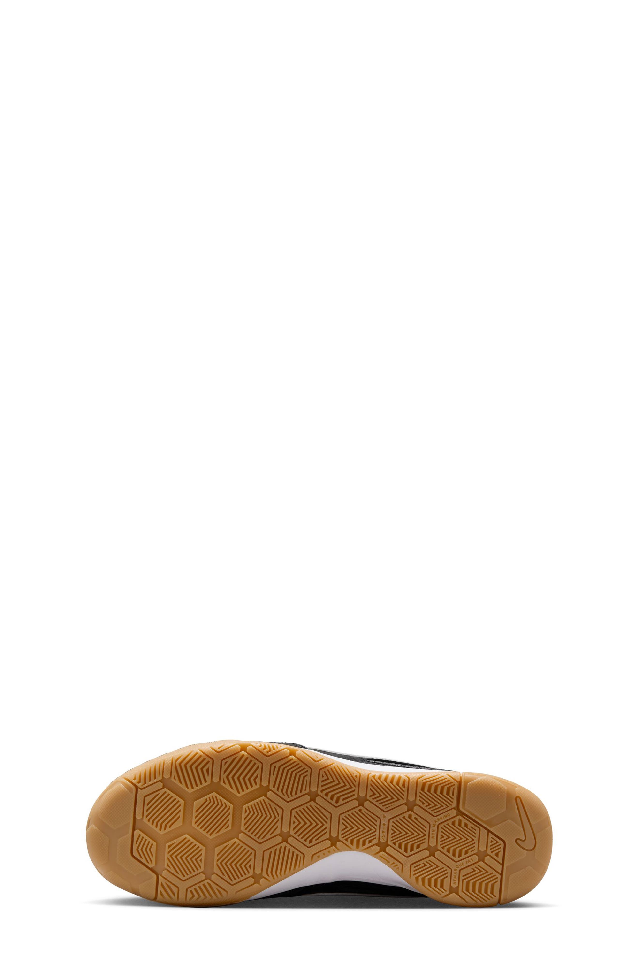 Nike Gato Soccer Sneaker, Alternate, color, 001 Black/White