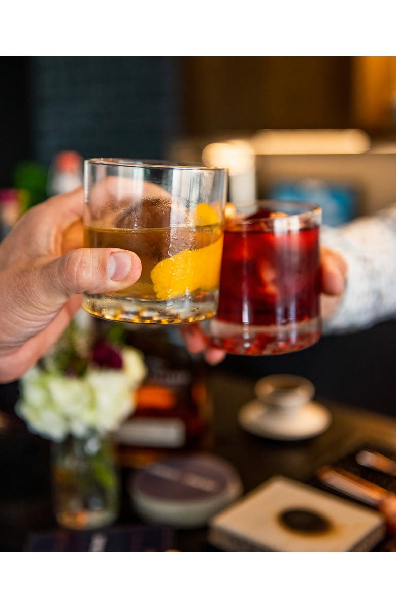 Spirits with Smoke Old Fashioned Cocktail Smoker Kit with 5 Wood Chips for Cocktail Smoker, Barware, Bitters, Maple Syrup
Recipe Book/Videos, Alternate, color,